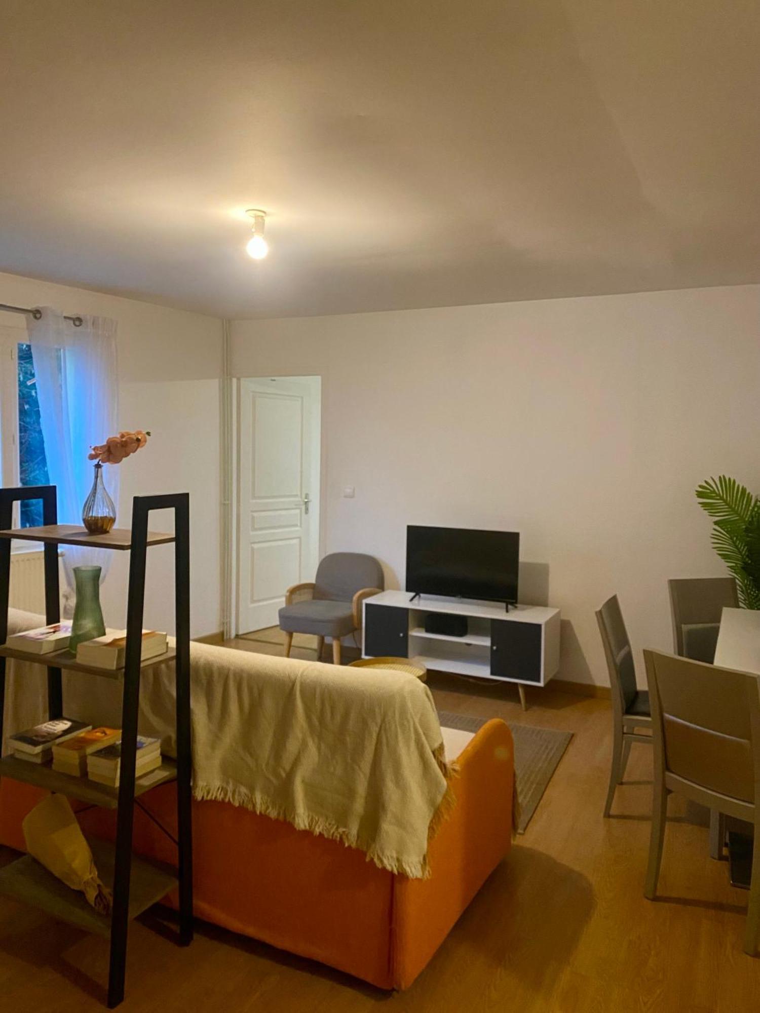 Appartement Chloe Du Lac Montferrat  Экстерьер фото