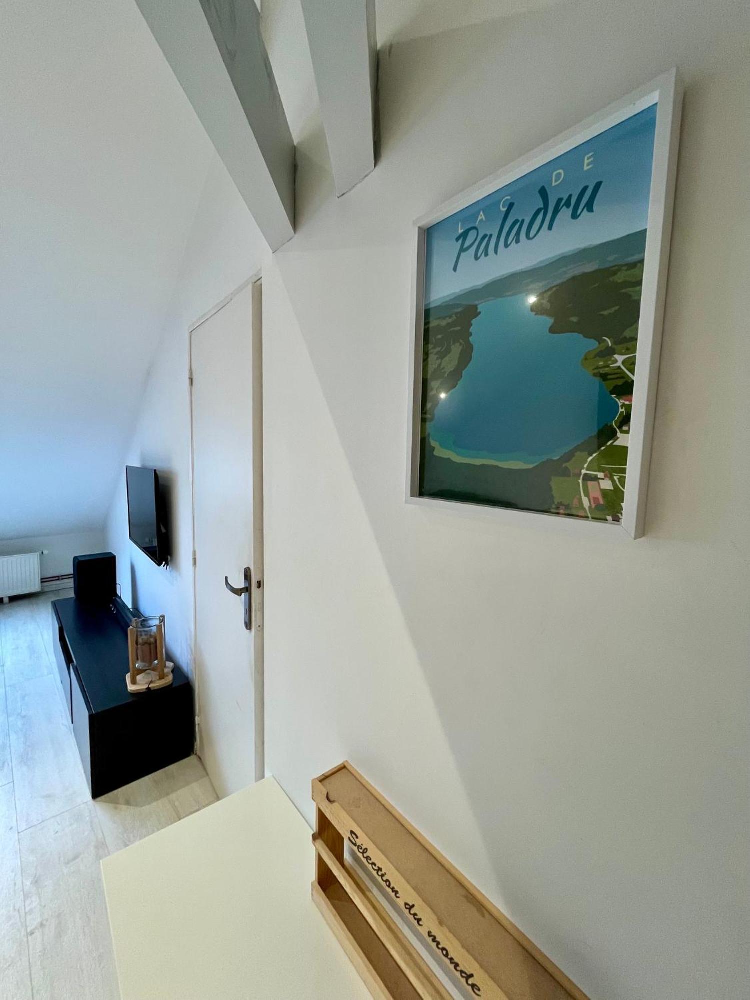 Appartement Chloe Du Lac Montferrat  Экстерьер фото