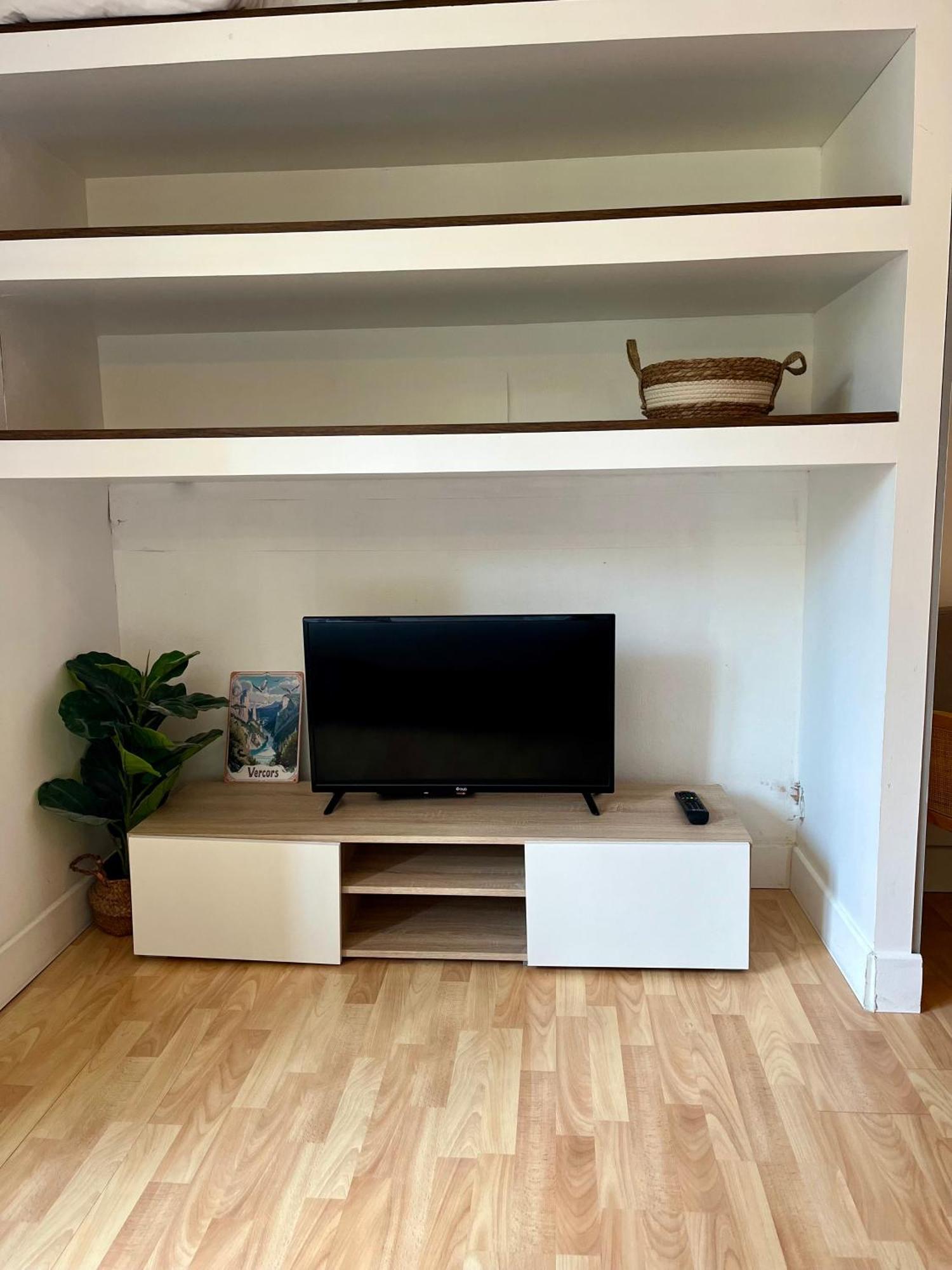 Appartement Chloe Du Lac Montferrat  Экстерьер фото